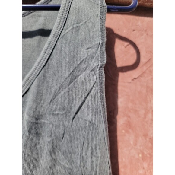 RVCA Tank Top Size Medium Gray with Green and White Logo - Picture 5 of 5